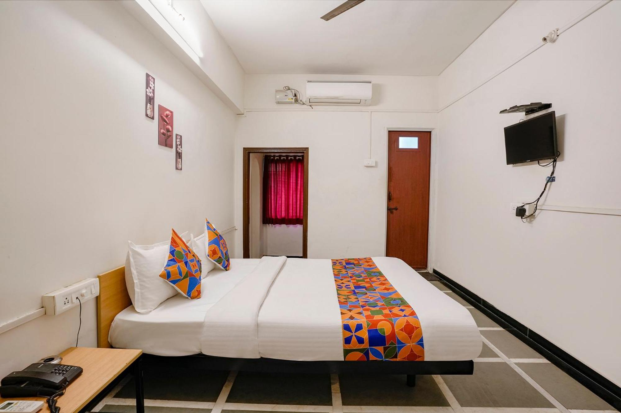 נאסיק Fabhotel Saubhagya Inn מראה חיצוני תמונה