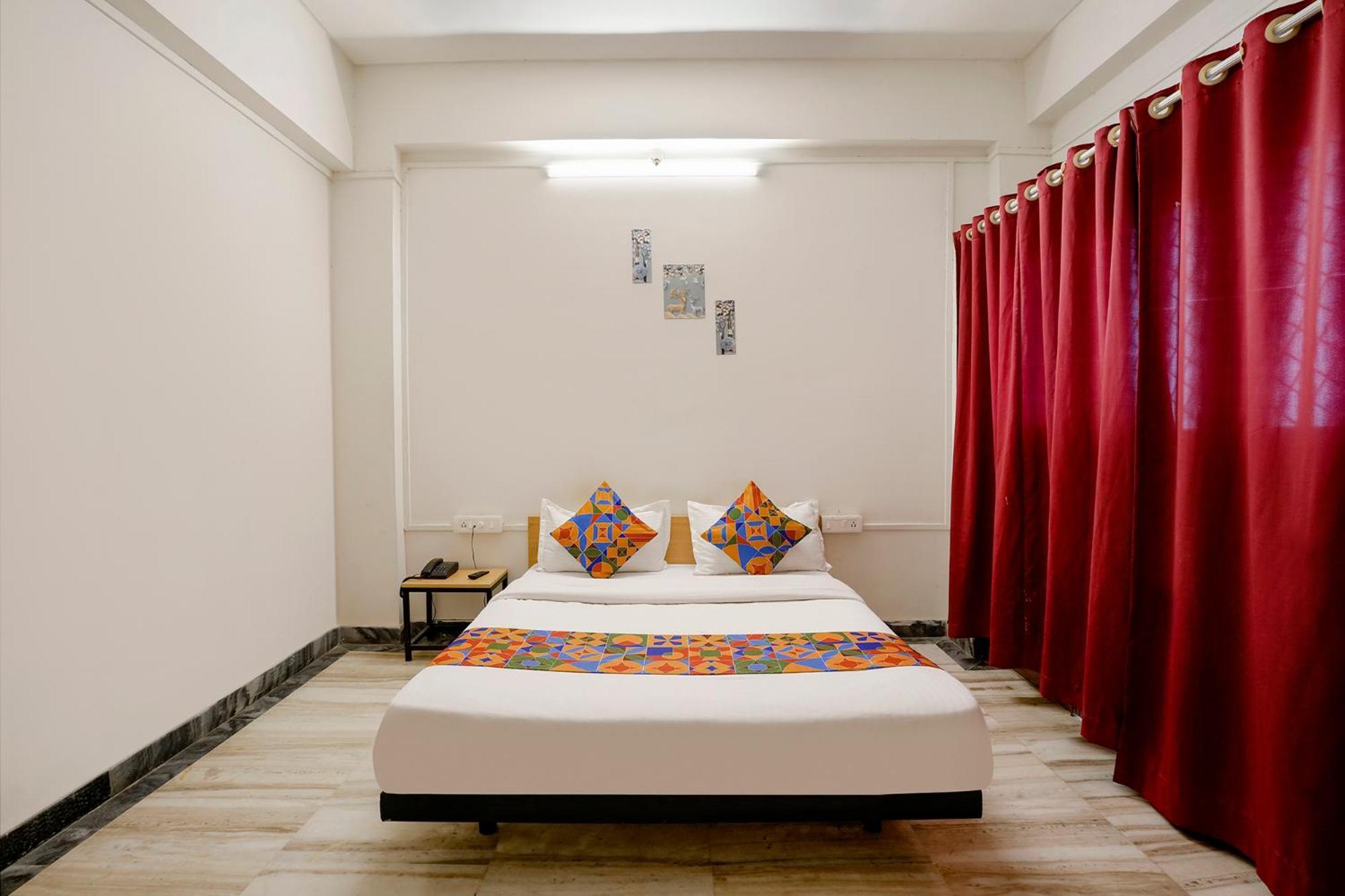 נאסיק Fabhotel Saubhagya Inn מראה חיצוני תמונה