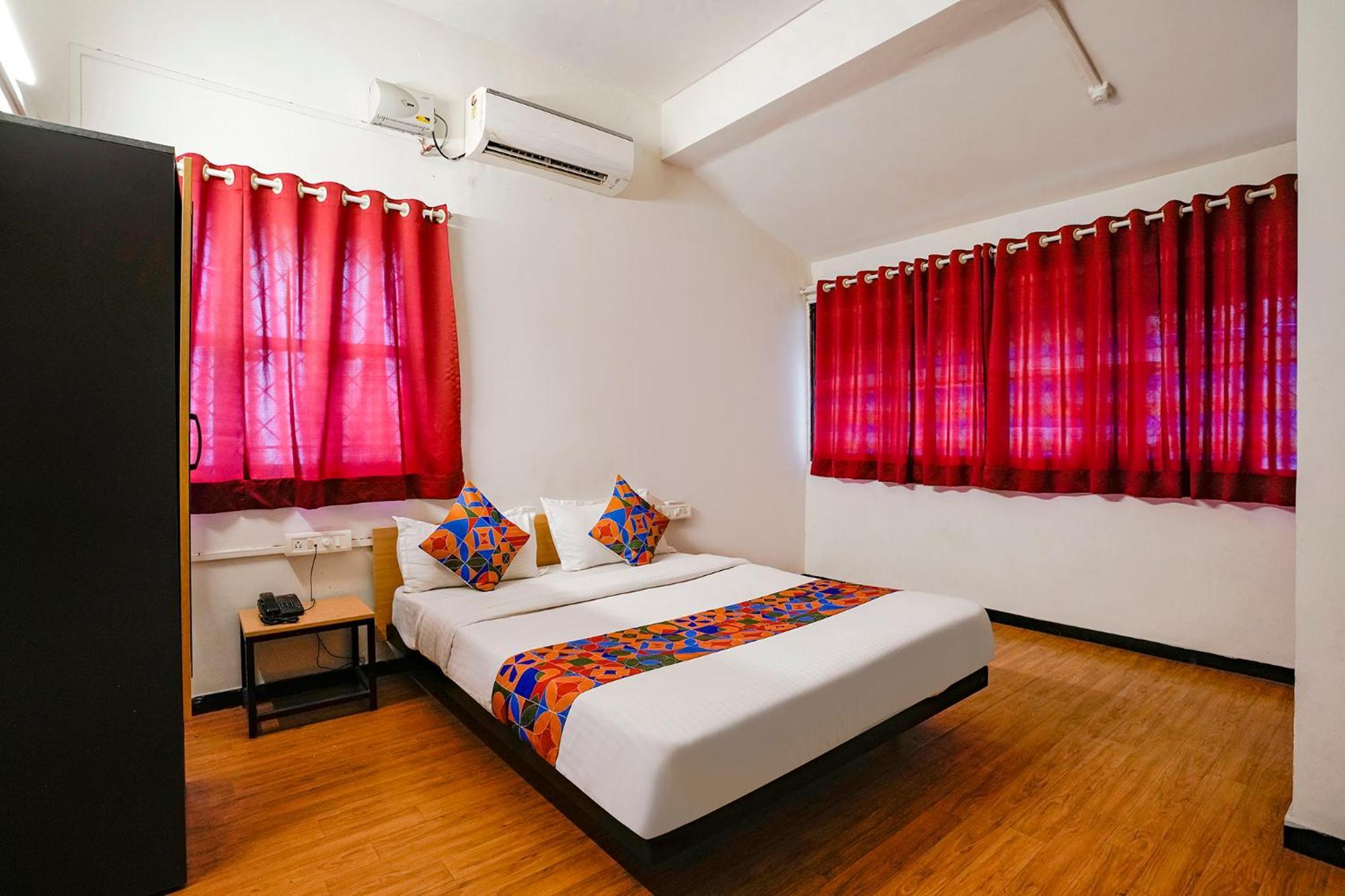 נאסיק Fabhotel Saubhagya Inn מראה חיצוני תמונה