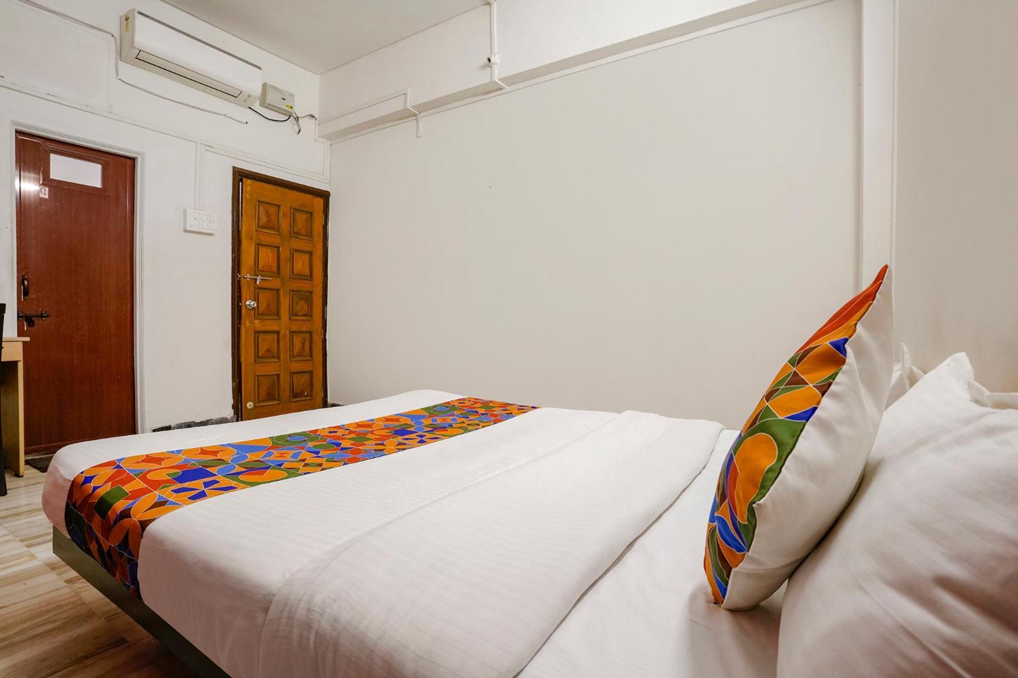 נאסיק Fabhotel Saubhagya Inn מראה חיצוני תמונה